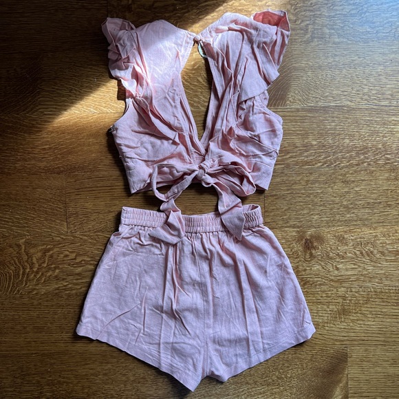 Light pink two piece set - Picture 2 of 6